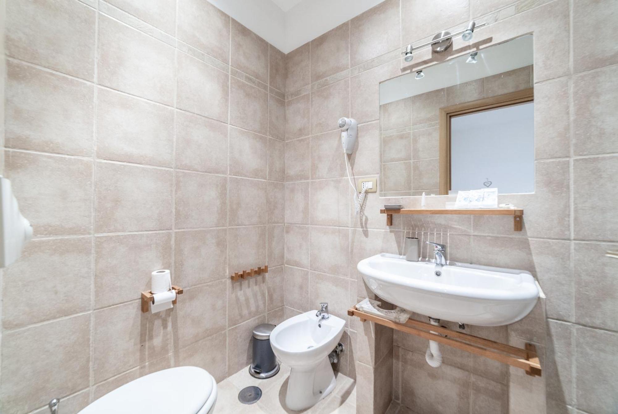 Ubaldi Luxury Rooms Рим Екстер'єр фото